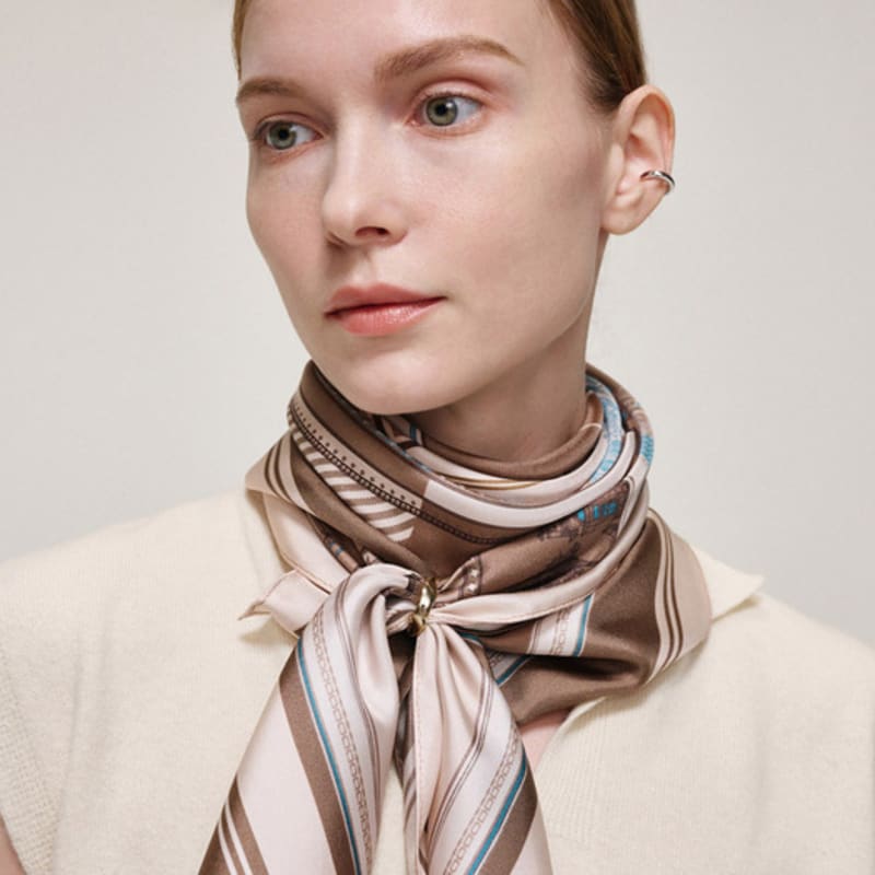 Saint Luxure Maeve Beige Blue