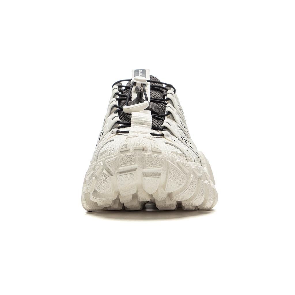 Женские треккинговые ботинки Li Ning Sand Dune River Бело-серые AGCV120-2