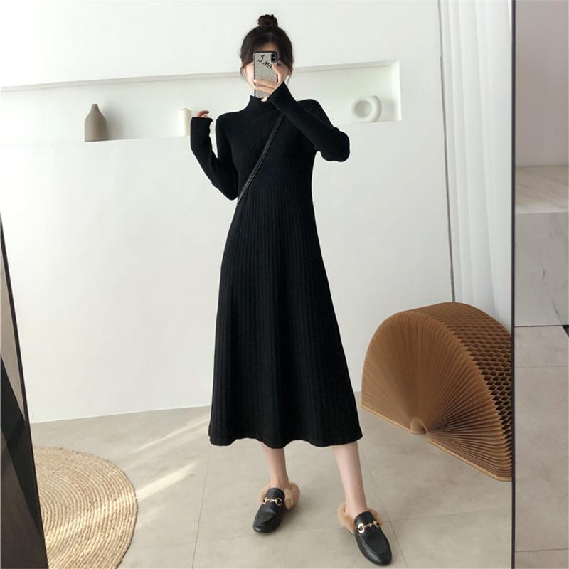 Элегантное теплое женское платье-свитер трапециевидной формы с воротником-полуводолазкой с длинным рукавом и тонкой талией, женские трикотажные платья до середины икры, осенние платья