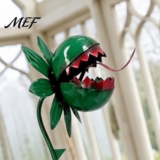 Garden Stakes for Outdoor Decor Venus Flytrap Stake, Metal Carnivorous Plant Yard Decor, Weird Gothic Unique Lawn Ornaments Landscaping Patio