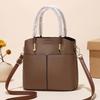 Fashionable Medium Sized Tote Bag For Women In Chic Colors With Convenient Zipper Closure