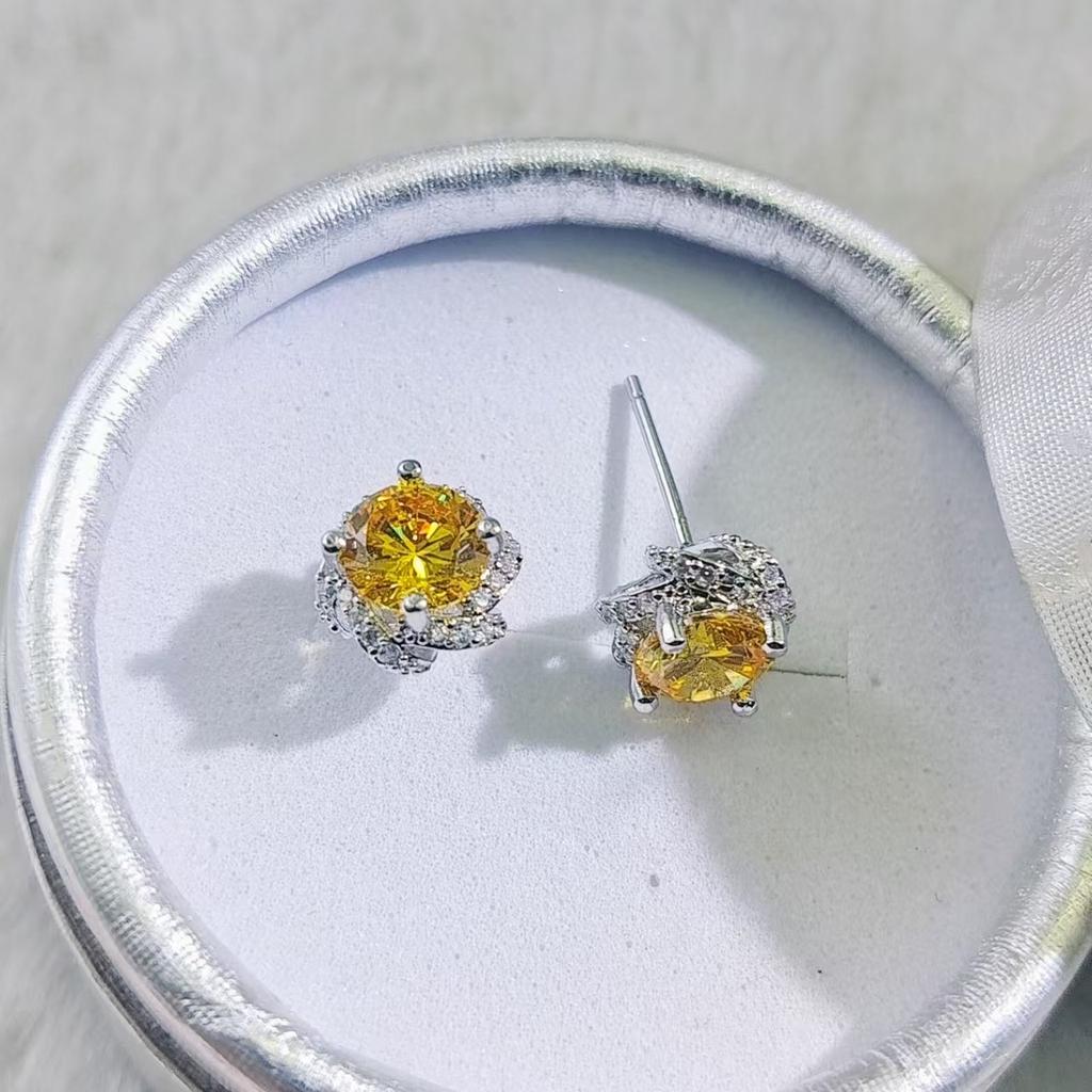 The Wind Is Small and Fresh, Imitation Zircon, Full of Diamond Buds, Stud Earrings, Women's White Gold, White Gold, Zircon Inlaid Fashion Earrings