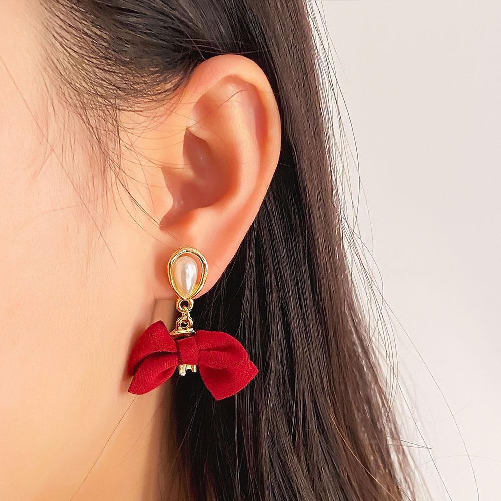 Новинка 2023 года, корейские простые серьги, очаровательные серьги для девочек, блестящие элегантные серьги с красной бабочкой для влюбленных, серьги-подвески с бантом