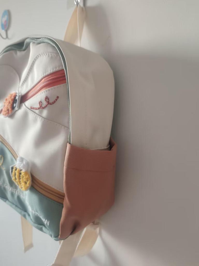 Children's 2023 Bee-Themed Backpack with Colorful Design