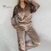 Women's Velvet Tracksuits Leopard Print Two-Piece Lounge Outfit Zip Up Sweatshirt And Sweatpants with Pockets