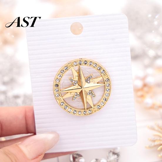 Classic Round Brooch Vintage Rhinestone Star Compass Brooch, Men Women Alloy Oxidation Resistant Badge Lapel Pin, Jewelry Accessory for Clothing Decor