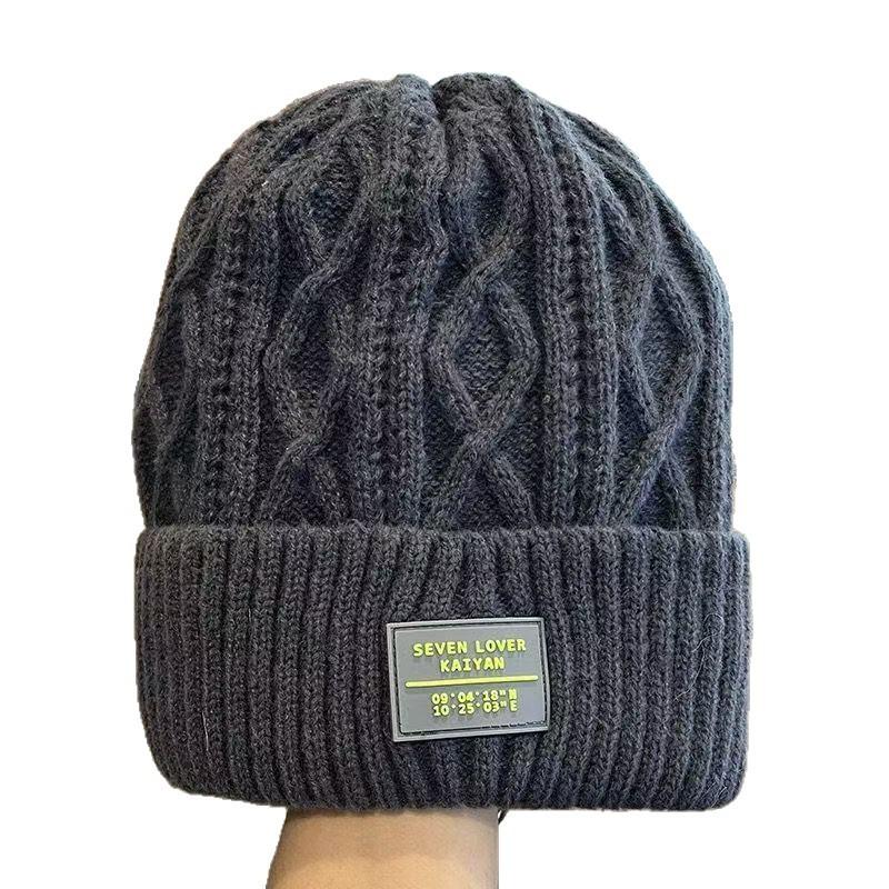 New velvet hat women's autumn and winter warm ear protection Merad Han face small pullover wool stacking hat