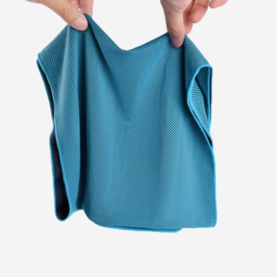 Сверхмягкое охлаждающее полотенце для любителей спорта - Быстросохнущее, Высокая воздухопроницаемость, Упаковано в бутылку для удобства