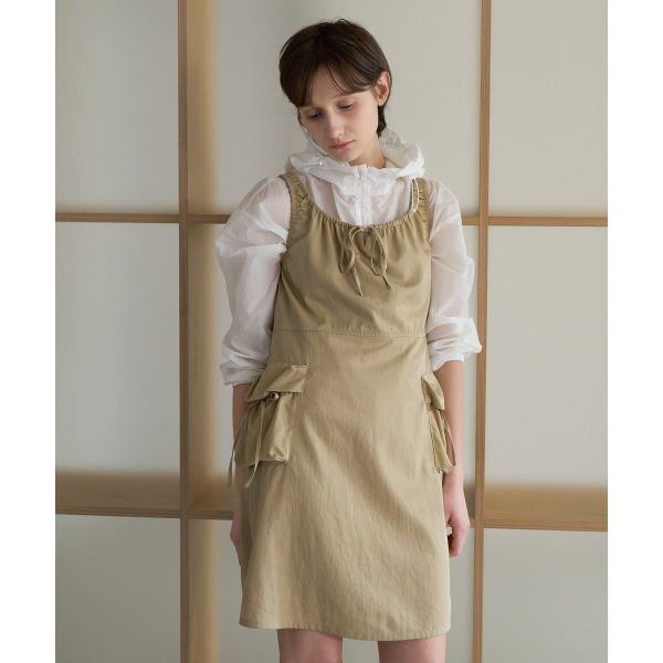 Covernat Early Autumn Pleated Solid Color Casual Simple Large Pocket Sleeveless Dress Women dress Beige CO2502OP74BE