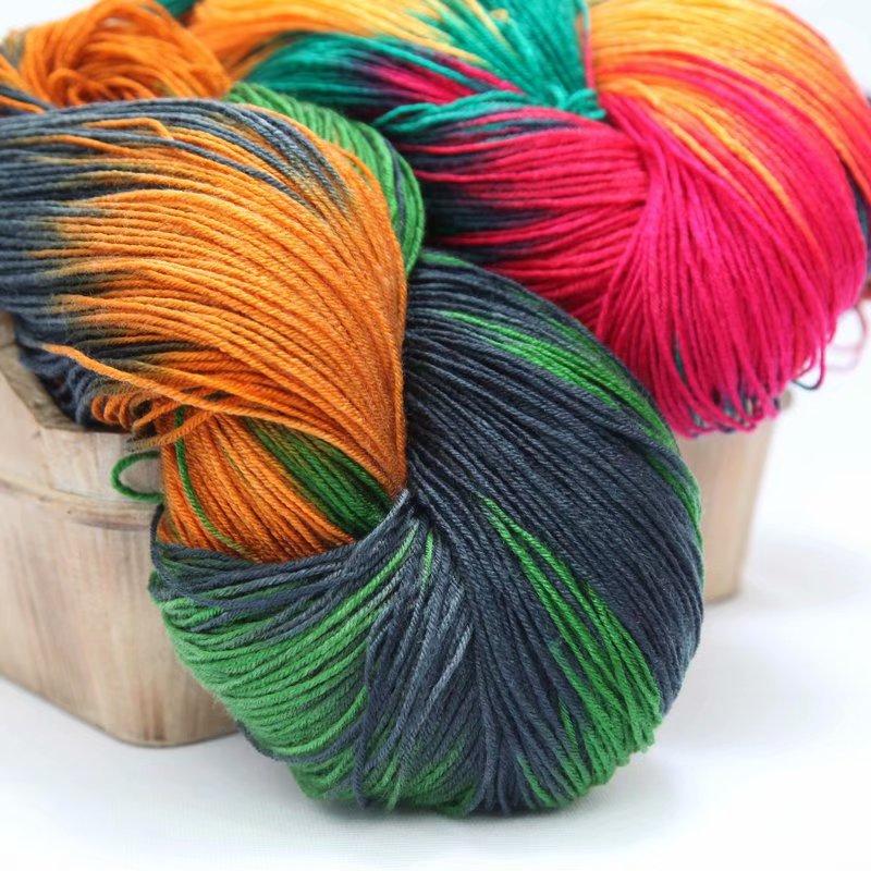 6PCS Soft Acrylic Yarn for Knitting and Crocheting Sweater,Scarf,Blanket,Carpet,Doll Cushion Threads,DIY Knit Crafts,4PLY