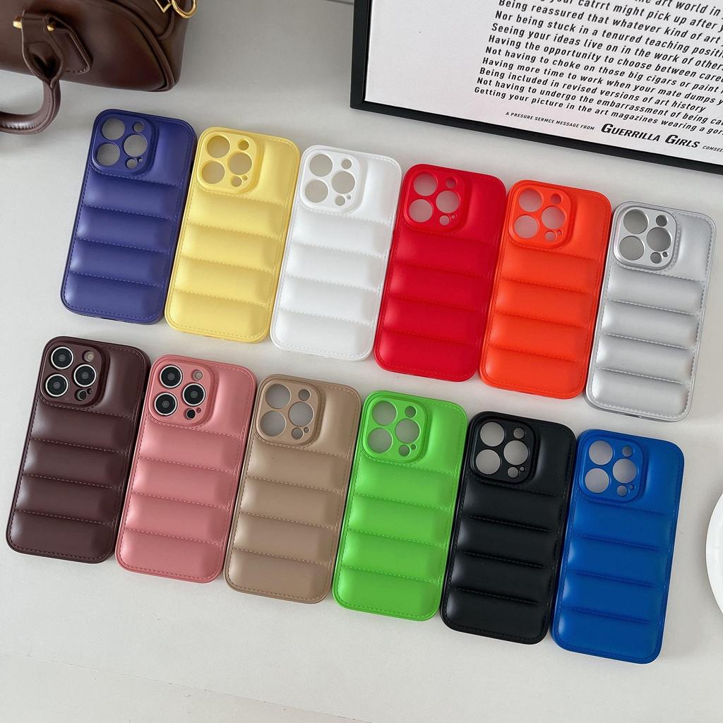 iPhone 15 Pro Max Down Jacket Mobile Phone Case for 14 Pro and Wave Case for 13/12/11.