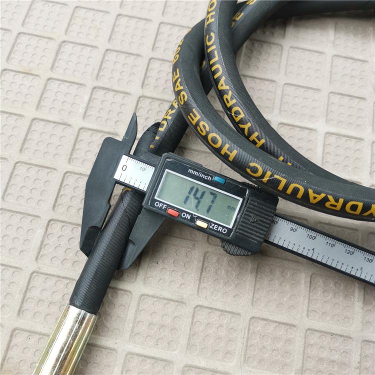 Взрывозащищенный гибкий стальной шланг для солидоловой масленки с удлиненным наконечником высокого давления