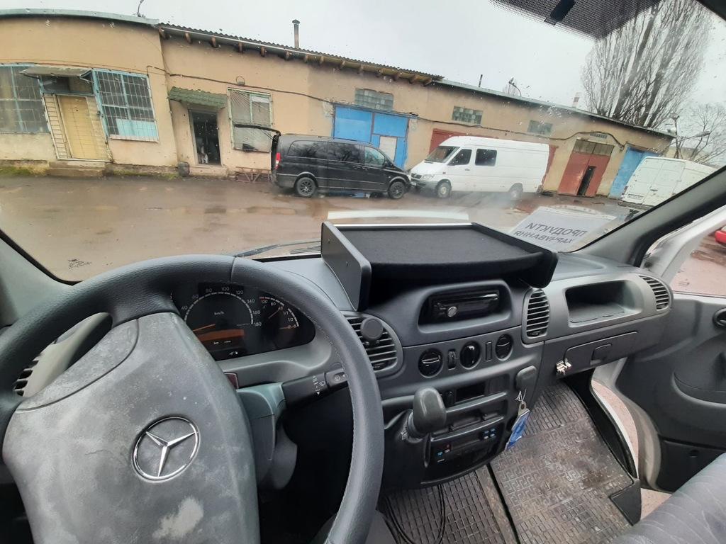 Полка на панель (2000-2006, тип-1) CDI для Mercedes Sprinter W901/902/903/904/905