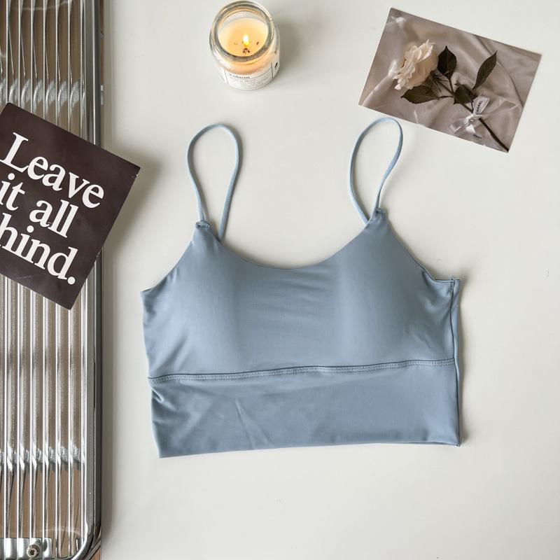 Бесшовный утягивающий топ-майка из ледяного шелка с нагрудными вкладышами