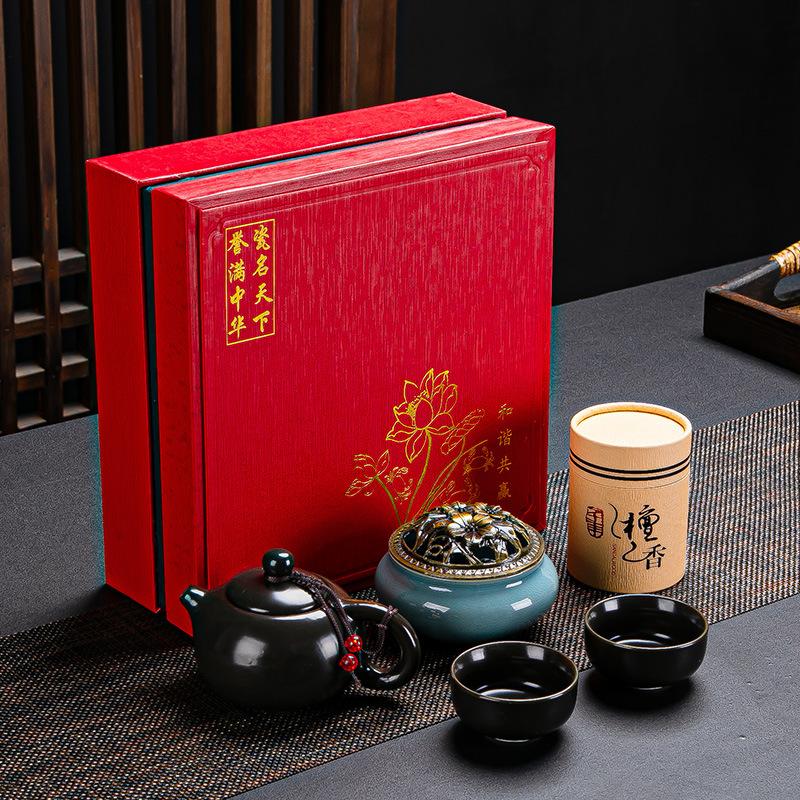 Guochao Ceramic Tea Set, One Pot, Two Cups and Four Cups Travel Gift Box Set.
