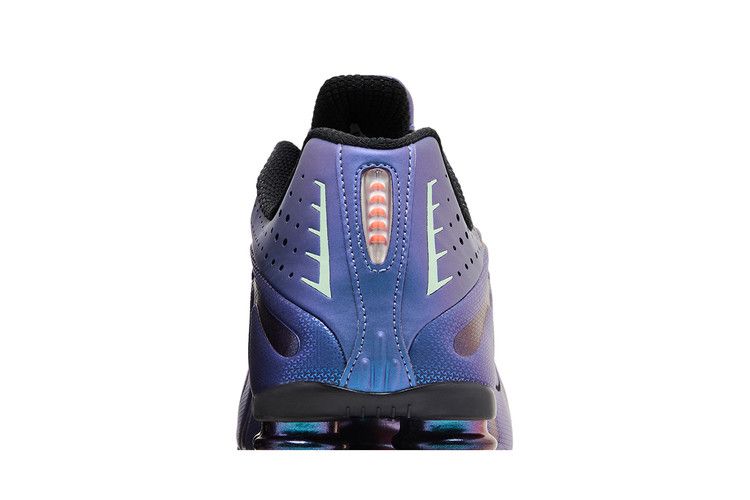 Nike Shox R4 Переливающийся
