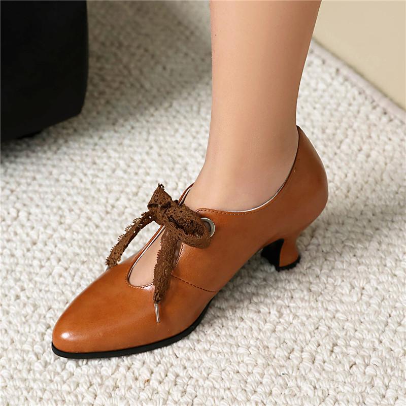 Women's Low-heeled Single Shoes Spring and Summer New Fashionable Small Pointed Large-size Lace-up Low-top Shoes