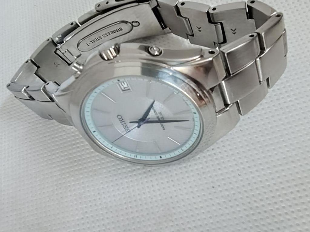 [USED] Seiko Radio Solar Watch with Blue Hands, Model 7B42-0AL0