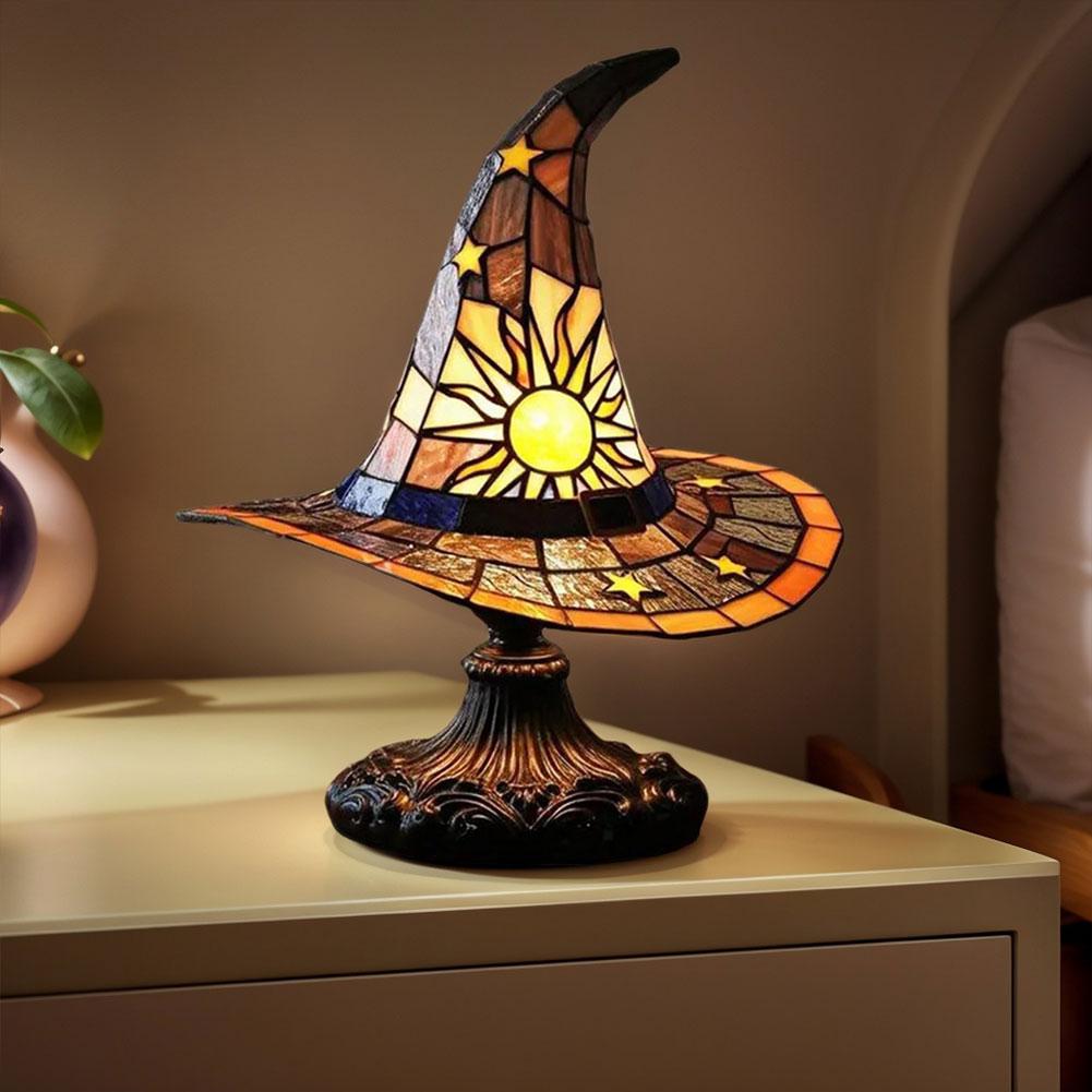 Creative LED Witch Hat Lamp Table Lamp USB Powered Night Light Resin Witch Hat Light Ornament Halloween Party Home Decor