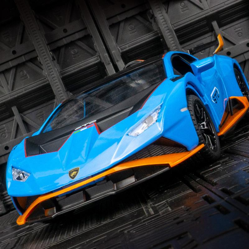 1:24 Lamborghini Huracan STO Сплав Спортивная Машина Модель Литье под Давлением Звук Свет Мини Автомобиль Игрушки Поднимающийся Хвост Детские Подарки Модель Автомобиля