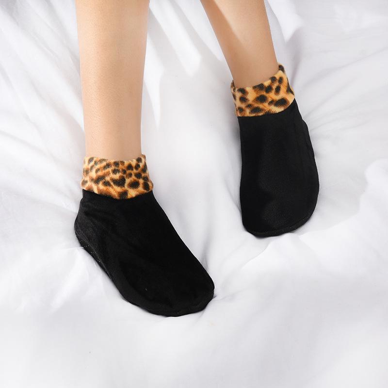 Женские утолщенные нескользящие домашние носки Plus Velvet – теплые бахилы средней высоты для осени и зимы.