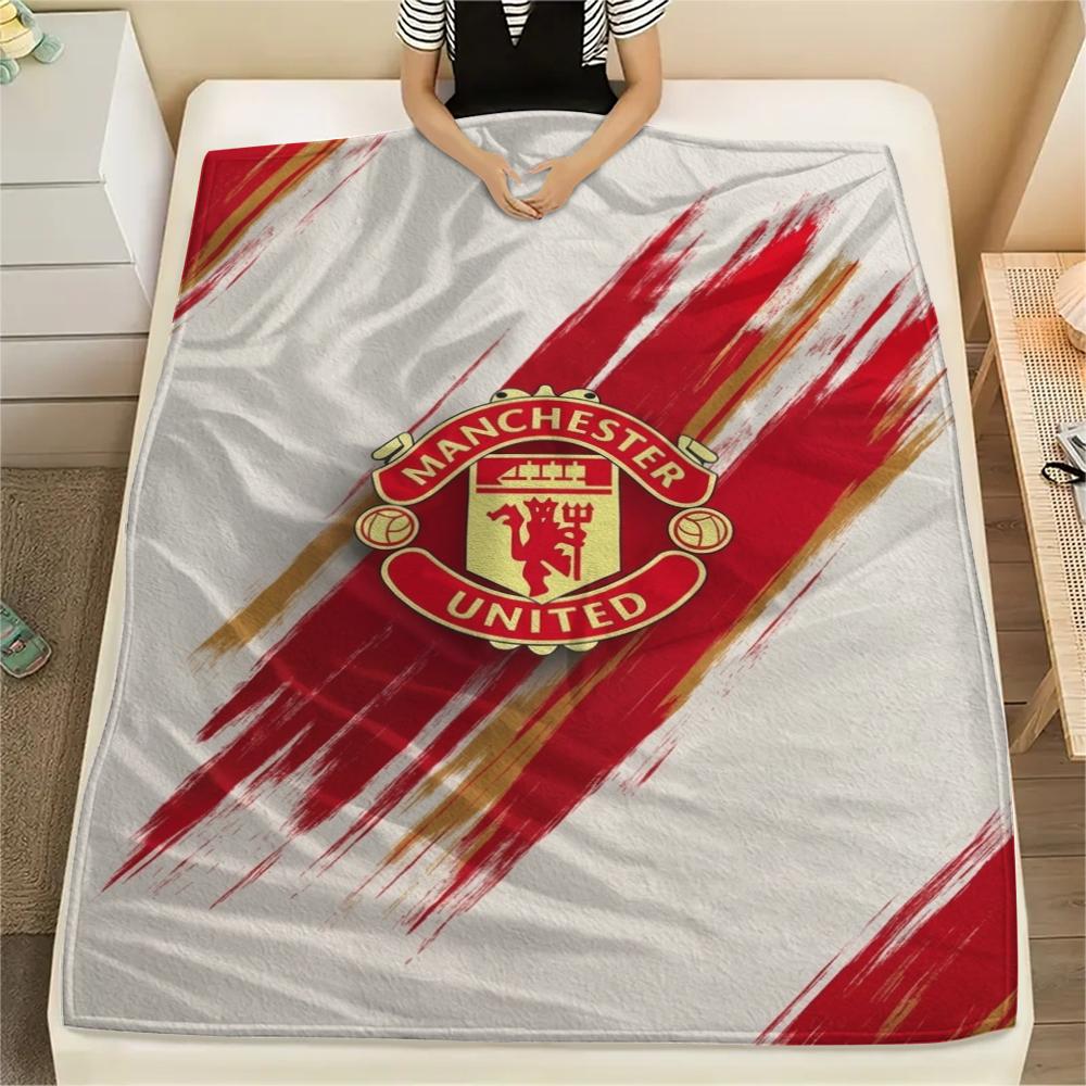 1PC Manchester Unitedaa Print Flannel Blanket, High quality Comfortable for All Seasons, Home Decor, Warmth and Comfort, Perfect for Christmas Gifts
