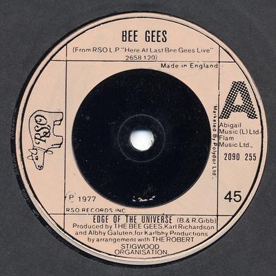 7-дюймовая пластинка BEE GEES - Edge Of The Universe 2090255 RSO 1977 Великобритания Поп Б/У