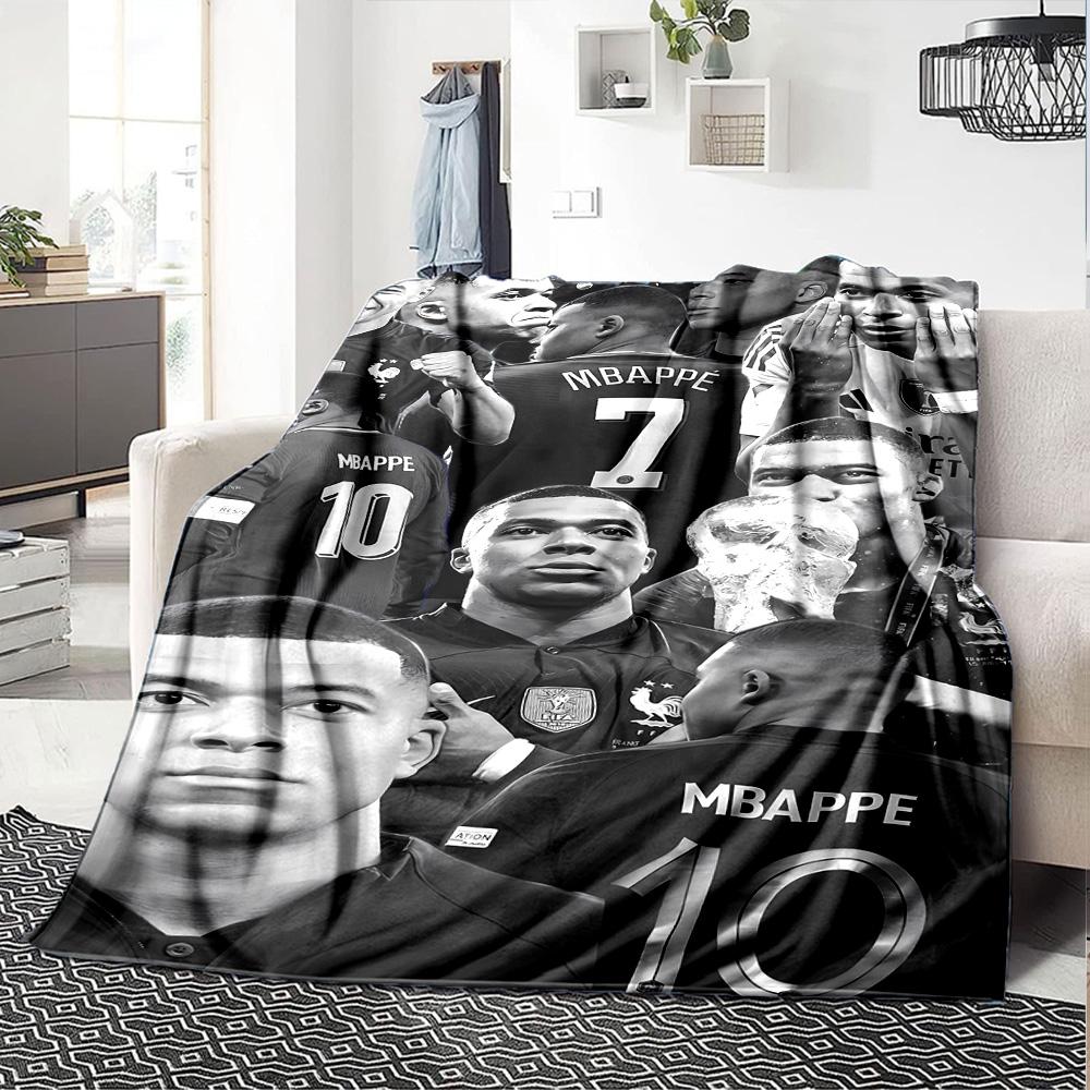 Mbappe Celebration Moment Blanket Comfortable Suitable for Bedding Sofa Couch All-Season Use Digital Print Ideal Gift for Friends Family Couples Picni