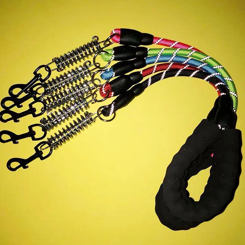 Dog Leash Short Dogs Leashes Stainless Steel Spring Dogs Chain Nylon Reflective Leash for Big Dog Walking 60cm Rope Pet Supplies