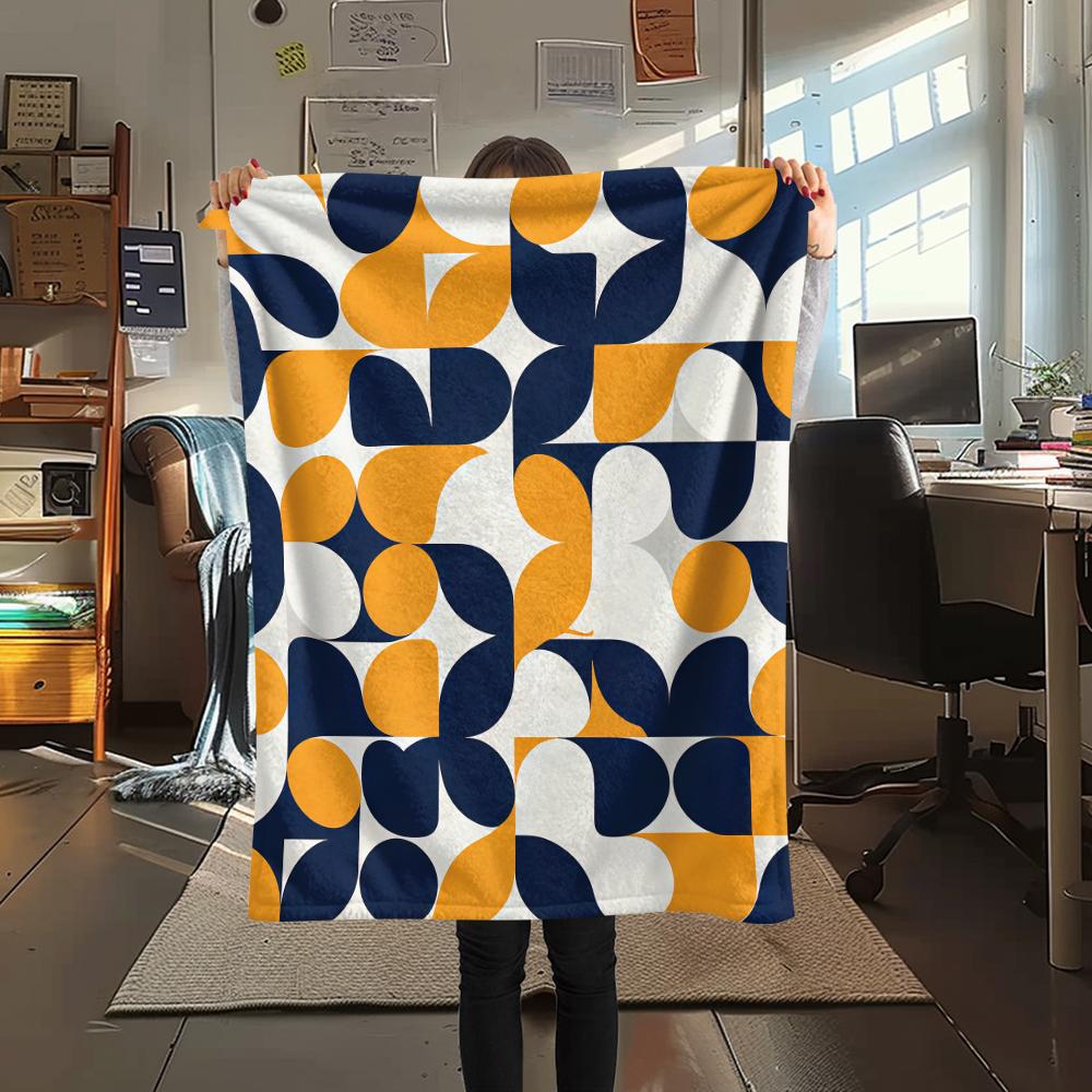 1Pc Simple Geometry Print Flannel Blanket, High quality Comfortable for All Seasons, Home Decor, Warmth and Comfort, Perfect for Christmas Gifts W23