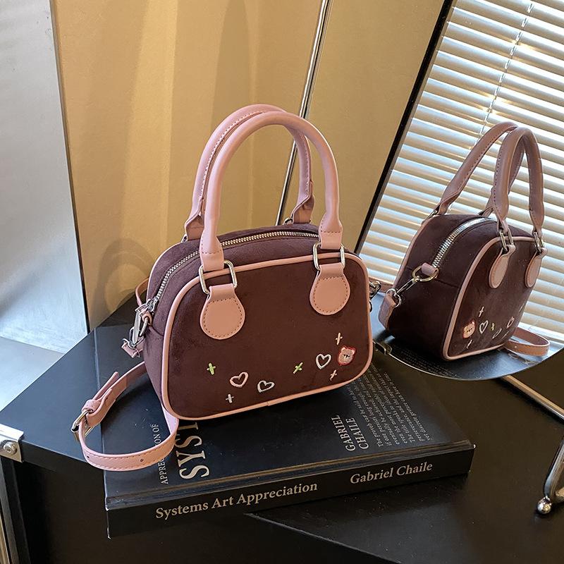 Ретро портативная сумка для боулинга женская 2025 осень новая модная текстурная портативная маленькая квадратная сумка простая сумка-мессенджер