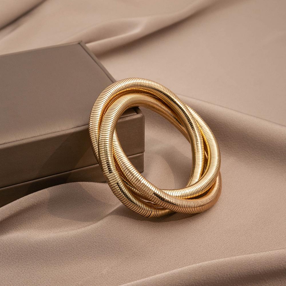 Vintage-Inspired Multi-Layer Elastic Bracelet with Unique Design for Women