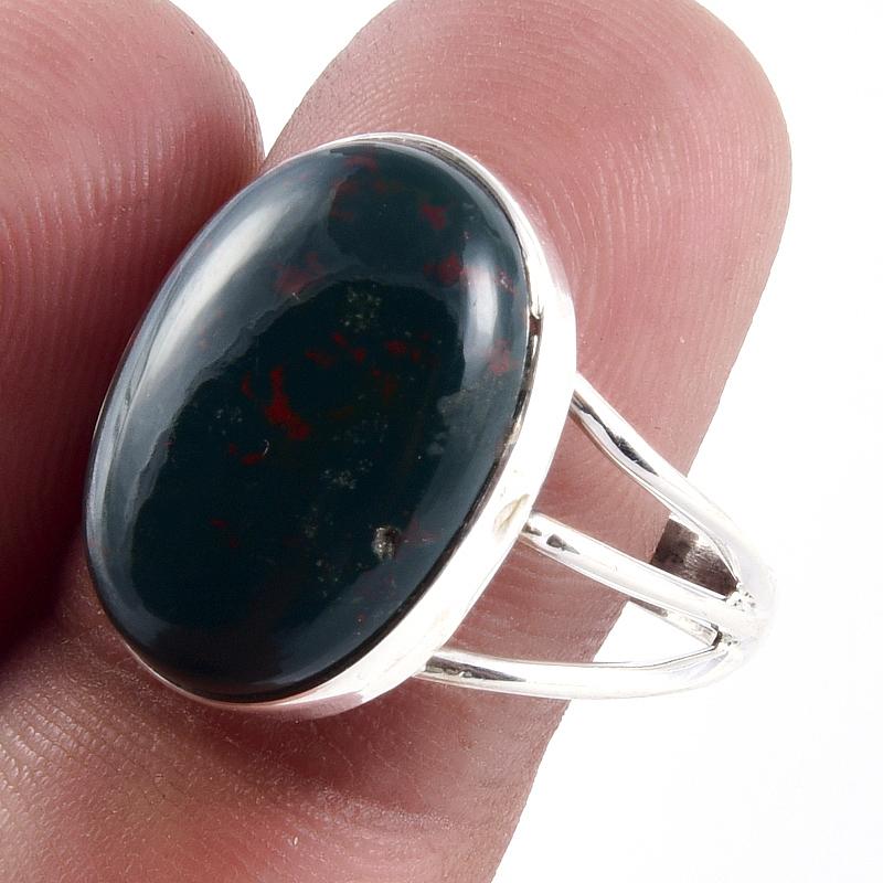 Кольцо из серебра 925 пробы с натуральным драгоценным камнем-кровавым камнем S.10 g3k37