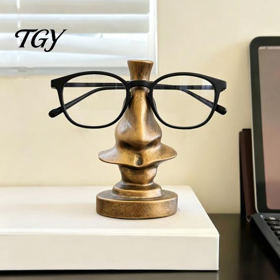 Vintage Style Desk Organizer Big Nose Glasses Holder, Retro Resin Eyeglass Stand, for Bedside Humorous Eyewear Display Home And Office Artistic
