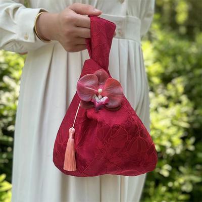 Новая китайская knotted wrist bag с кисточкой и цветочным кулоном, аксессуары для ципао и ханьфу, маленькая сумка-тоут, свадебные сумки