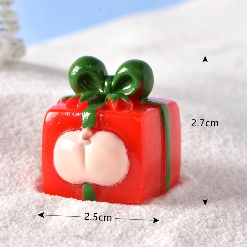 Christmas Figurine High-Quality Micro Landscape Accessory Resin Ornament Christmas Pig Ornament For Gift Box Home Decor
