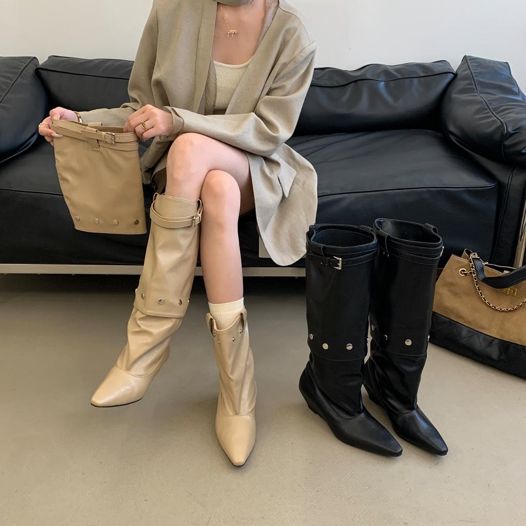 European and American pointed knight boots winter belt buckle high boots but knee slope heel two wear trousers