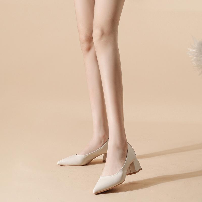 - Кожаные новые туфли-лодочки на низком каблуке с острым носком, женские, для работы, на толстом каблуке, из мягкой кожи