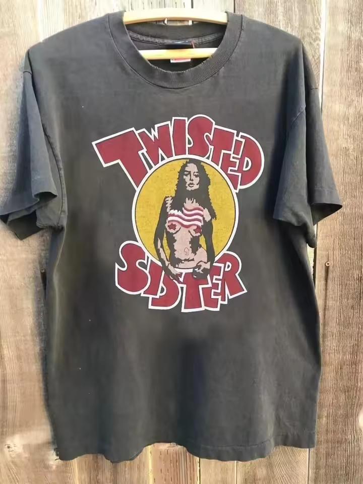 ГОРЯЧИЙ! 1970-е Twisted Sister Группа Редкий Дизайн Унисекс Футболка Угольный Харадзюку Графические Футболки