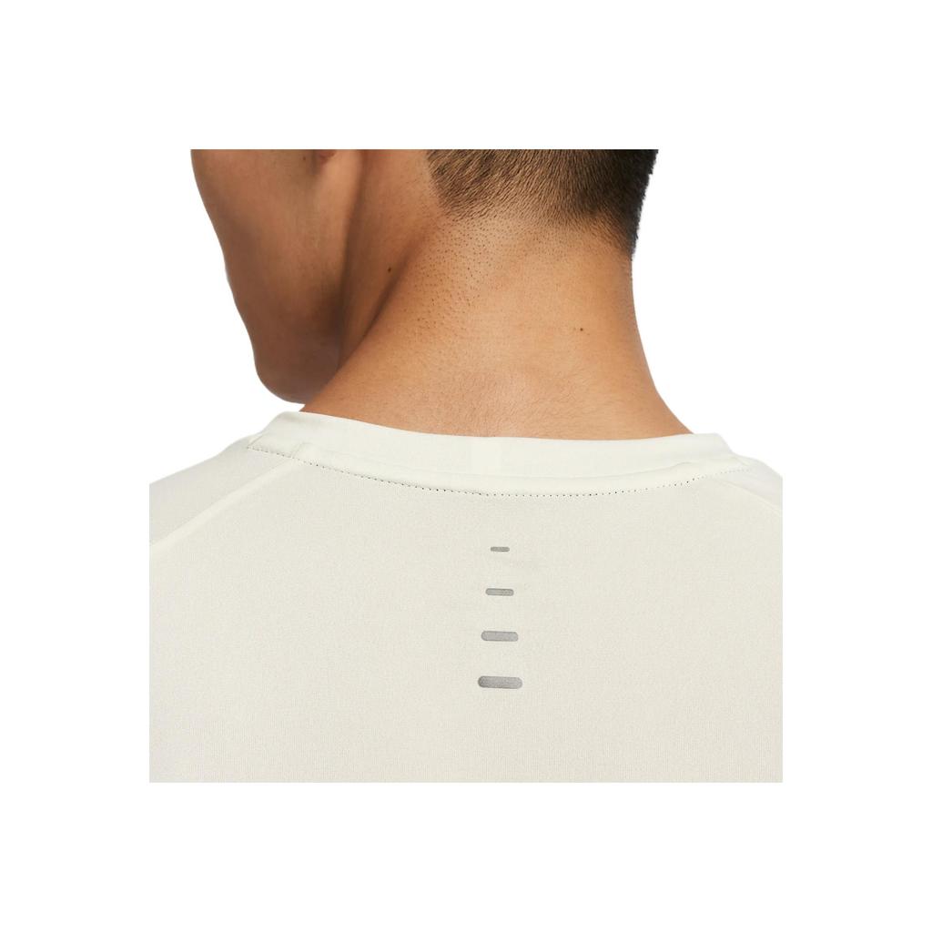 Nike Дышащая быстросохнущая футболка с коротким рукавом пуловер Dri-FIT ADV Stride Мужские топы Парус HV5204133