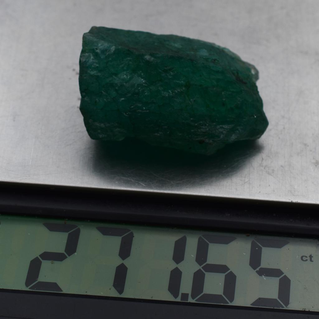 Natural Green Emerald 272.05ct Rough Certified Loose Gemstone