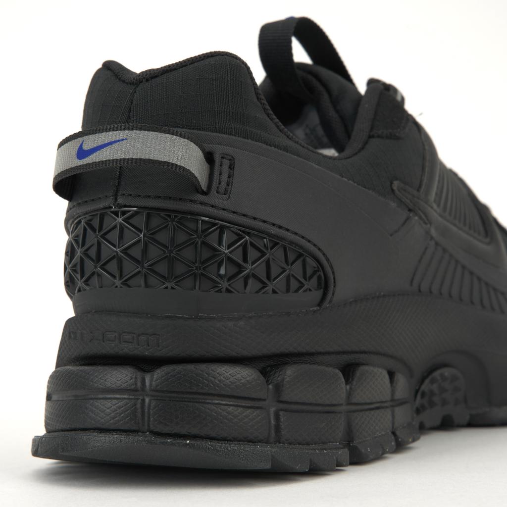 Nike Кроссовки мужские Nike Zoom Vomero Roam Черный с синим Racer-Blue FV2295-002