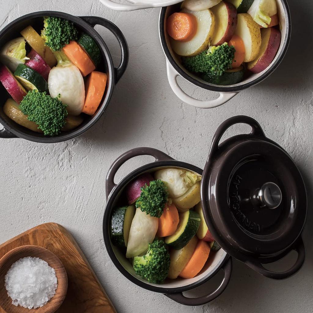 Vermicular Cast Enamel Pot 14cm Matte Black Anhydrous Cooking Special Recipe Book Included Oven Pot Round MBK14R