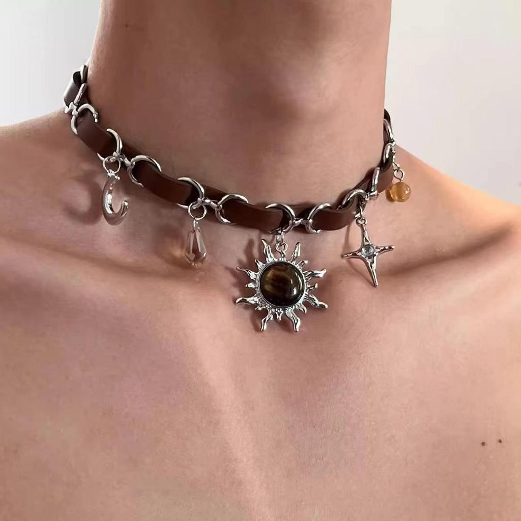 Punk Rivet Cross Clavicle Chain Choker Necklace for Men & Women