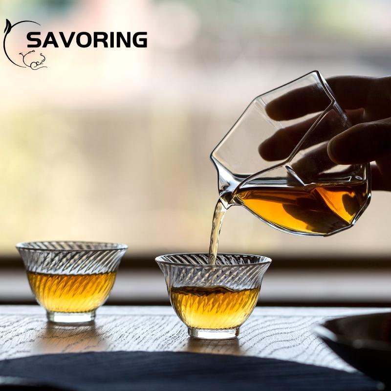 Japanese Heat-resistant Glass Petal Cup Smelling Cup Transparent Vertical Teacup Single Master Cup Small Sake Wine Cup