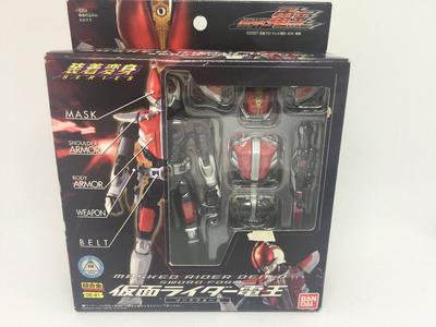 TAMASHII NATIONS Конная трансформация Камен Райдер Меч Форма Ден-О
