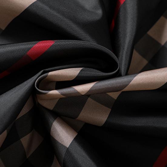 Одежда моющаяся стильная куртка-бомбер чистого цвета с застежкой-молнией и расслабленной посадкой