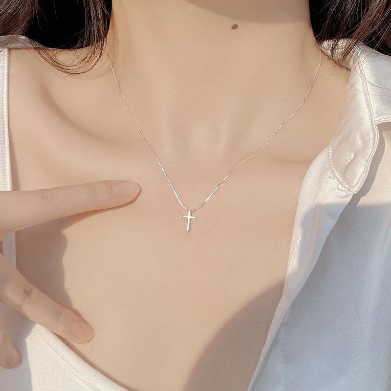 Simple Temperament Cross Necklace Sweet Exquisite INS Wind Cross Collarbone Chain Silver Jewelry