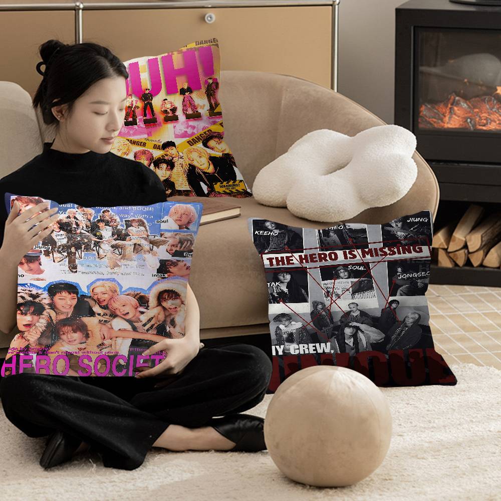 Pop KPOP PPHarmony Maple Design Cushion Cover Happy Autumn Harvest decor Holiday Decorati Pillow Cover