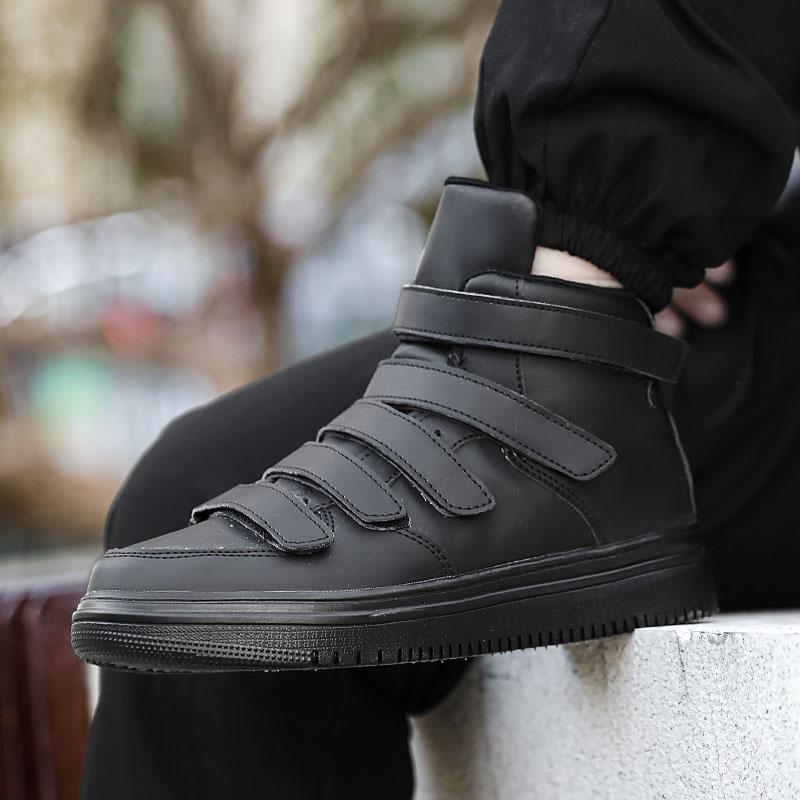 Высокая верхняя обувь Комфорт на открытом воздухе Противоскользящая ходьба Дешевая кожаная дизайнерская мужская обувь Весенние кроссовки Мужская мода Tide Man Повседневная